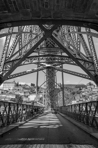 Bridge Porto, Ponte Luís I (from 1886) over Douro in Porto Portugal