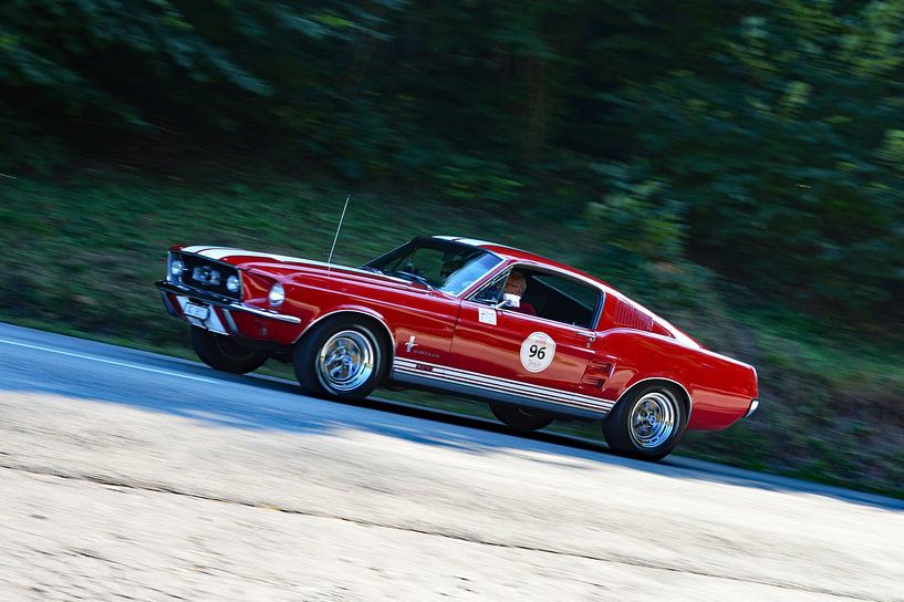 Ford Mustang Fastback GT 390  am Berg - Eggberg Klassik 2019 - von Ingo Laue