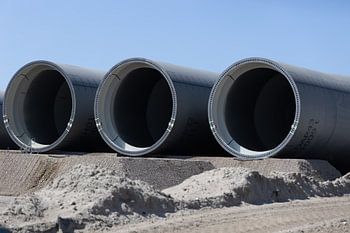 Rohrleitungen im Rotterdamer Hafen Maasvlakte