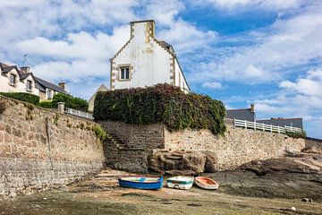 Port in Brittany in Ploumanac?h by Rico Ködder