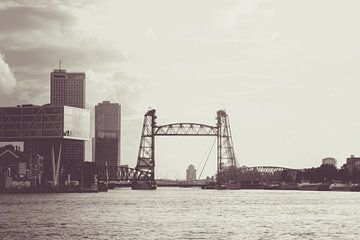 De Hef (Brücke) von Rotterdam - Retro von Lizanne van Spanje