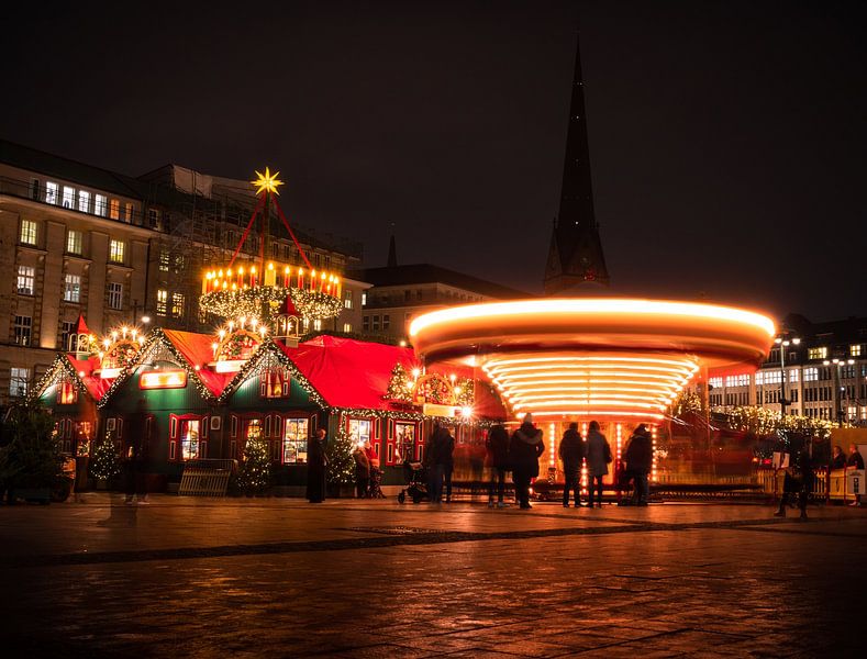 Hamburg by Hello Pompoyo