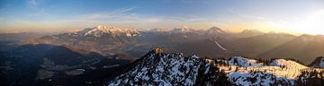 Bergzicht op de Berchtesgadener Alpen van Leo Schindzielorz