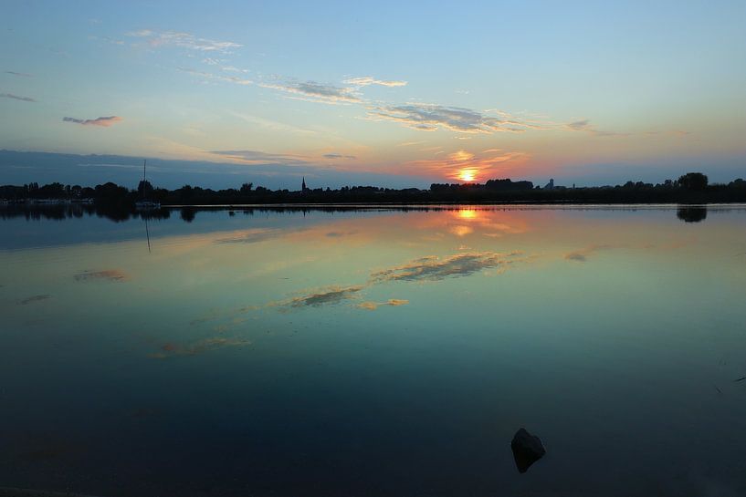 Sunset. by Laura van Grinsven
