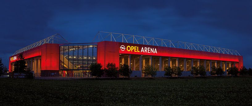 Mainz Stadion buiten van Steffen Grocholl