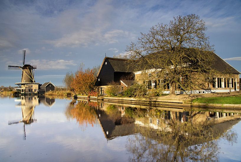 Mill 'de Vriendschap' in Bleskensgraaf by John Stuij