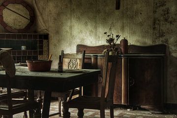 Verlaten kamer in een verlaten huis van Melvin Meijer