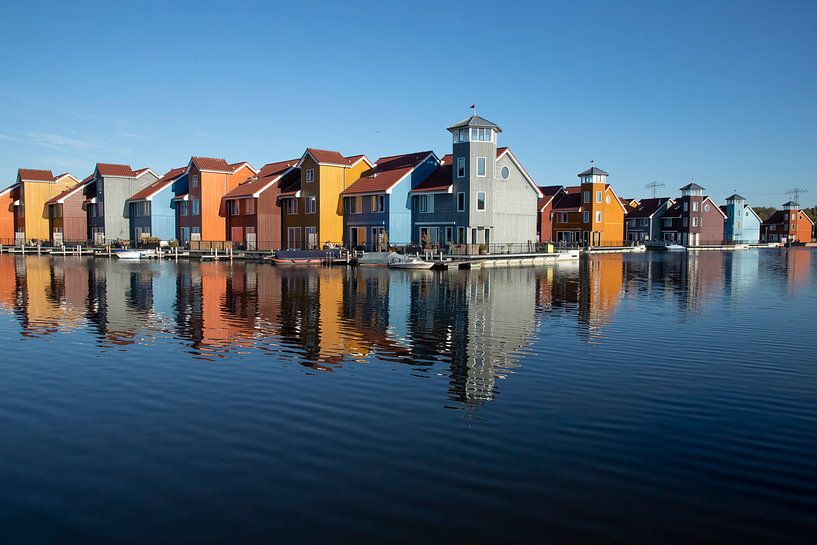 Reitdiephaven, ville de Groningue. Un quartier résidentiel coloré par Gert Hilbink