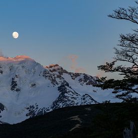 Sonnenaufgang am Cerro Hermoso von Christian Peters