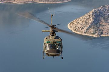 Griekse Agusta-Bell AB205 helikopter. van Jaap van den Berg