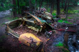 Ake's car graveyard Kyrkö Mosse-08 by ahafineartimages