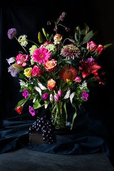 Vase Roemer avec des fleurs