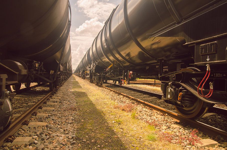 Lines of wagons