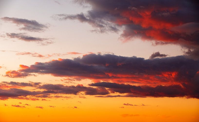 Zonsondergang Eindhoven. van Hennnie Keeris
