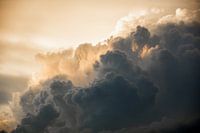 Ciel nuageux et orageux