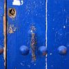 Verweerde blauwe deur van Artstudio1622
