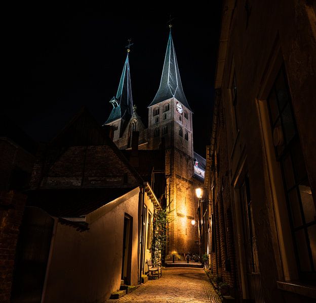 St Nicholas Church of Deventer at night by Bart cocquart