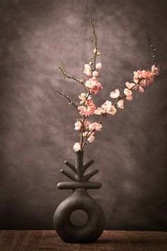 Vase mit rosa Blumen von Humphry Jacobs