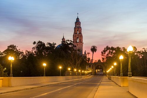 Zonsopgang Californische toren - Balboa Park van Joseph S Giacalone Photography
