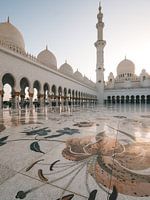 Sheikh Zayed Mosque (Abu Dhabi) at the end of the afternoon