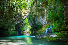 Martvili Canyon, Georgia – Turquoise Water in a Hidden Gorge