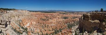 Panorama over Bryce Amphitheater van Bart van Wijk Grobben