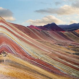 Rainbow Mountains in Cusco, Peru van Ivo de Rooij