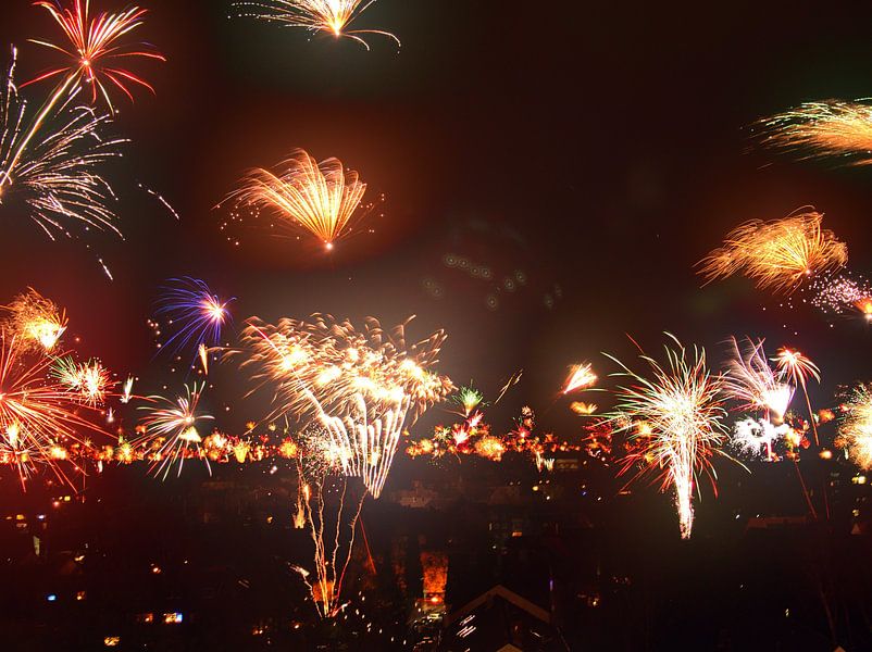 Oudejaarsavond vuurwerk 2 van Edgar Schermaul