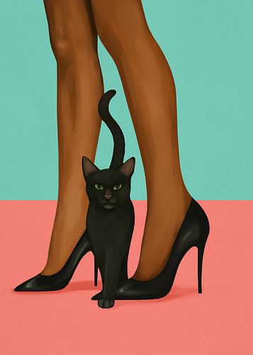 Vrouw op hoge hakken met een zwarte kat