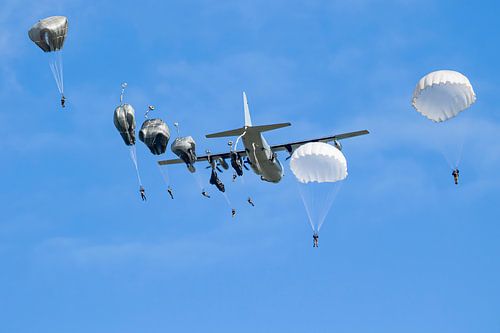 paradropping