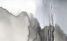 Nebelverhangener, monochromer Wald von Lori Ann Folz