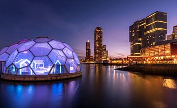 Rotterdam in het blauwe uur
