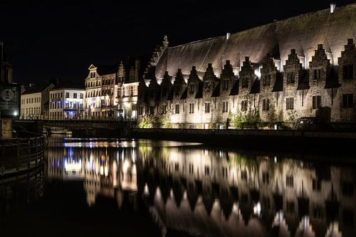 Groot Vleeshuis, Gent, België bij nacht