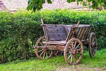 Ein Blick auf eine alte Pferdekutsche von Andreas Völkel