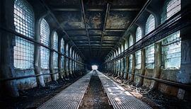 Tunnel met zonnestralen