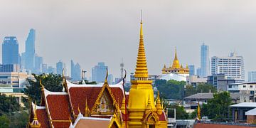 Wat Tri Thotsathep Worawihan, behind it Golden Mount and the Bangkok skyline by Walter G. Allgöwer