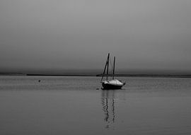 Sailing boat in the port of Stromness by Mario van Loon