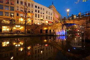 Oudegracht in Utrecht mit Bezembrug 