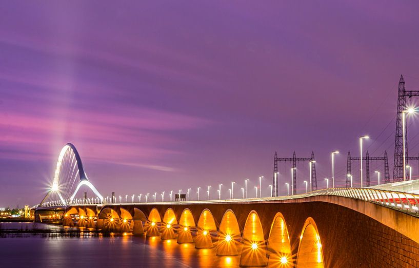 De Stadsbrug van Nijmegen van Daniëlle Langelaar Photography