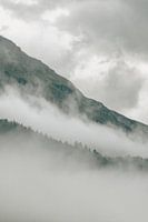 Wolken in den Bergen