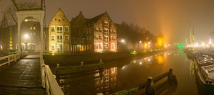 Zwolle Thorbeckegracht an einem nebligen Winterabend