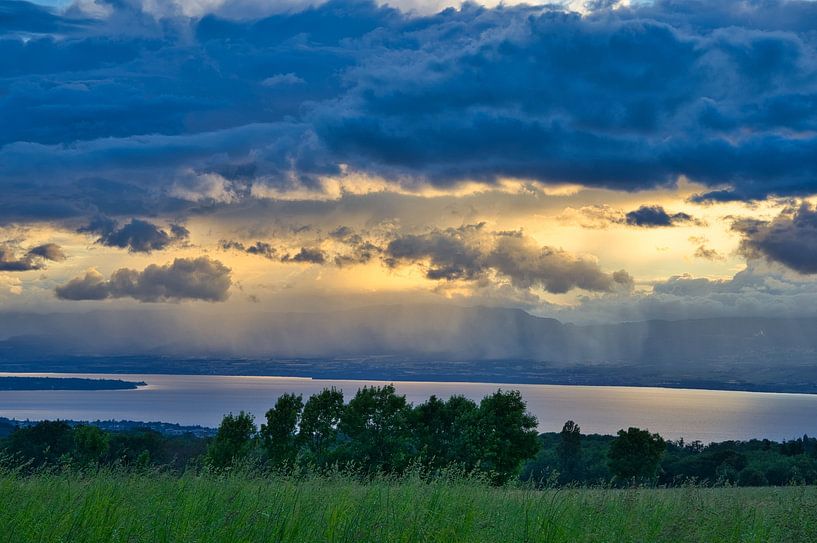 Evening atmosphere on Lake Geneva by Tanja Voigt