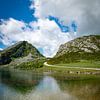 De Enollake in de Picos de Europa in Spanje. van ChrisWillemsen