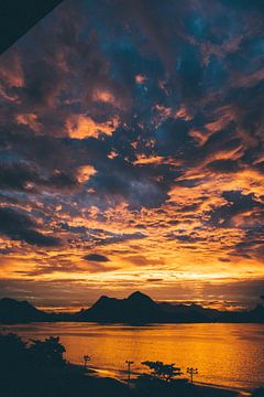 Zonsondergang in Rio de Janeiro van Stephan de Haas