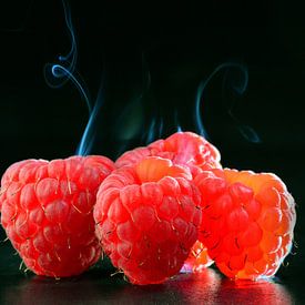 Hot raspberries by Ingo Laue