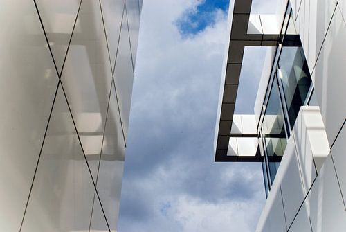 Kantoorgebouw van Richard Meier, in Hilversum