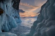 Baikalmeer bij zonsondergang. van Jeroen Florijn thumbnail