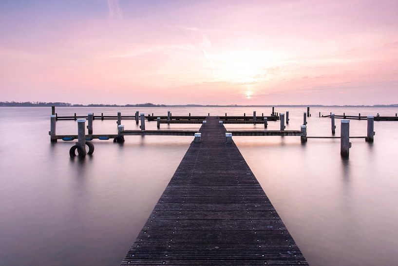 Sonnenuntergang am See von Peter Kuipers