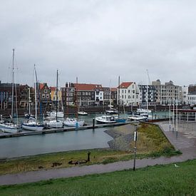Nederlandse haven in vissersdorpje van Madelief Dekker