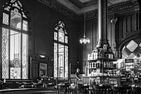 Station Groningen, Stationsrestauratie (zwart-wit)